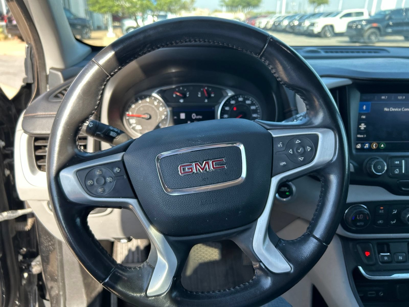 Used 2021 GMC Terrain SLE w/ Driver Convenience Package FWD image 11
