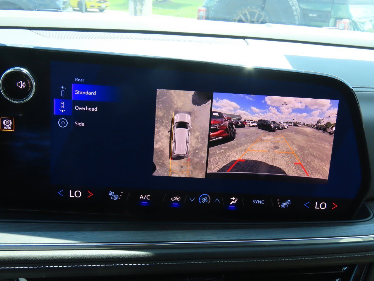 Used 2026 Chevrolet Tahoe LT w/ Comfort Package image 31