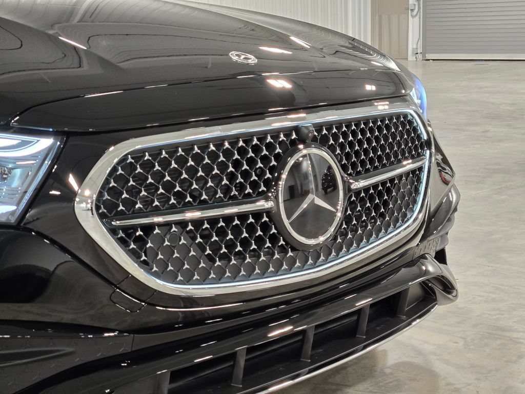 New 2027 Mercedes-Benz E 450 4MATIC Sedan image 38