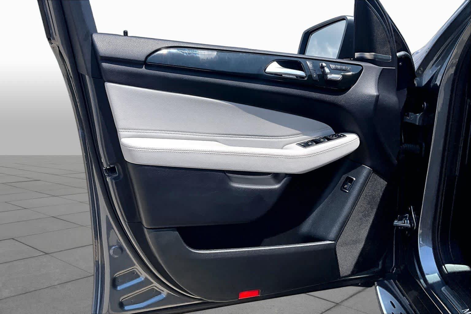 Used 2018 Mercedes-Benz GLE 350 image 22
