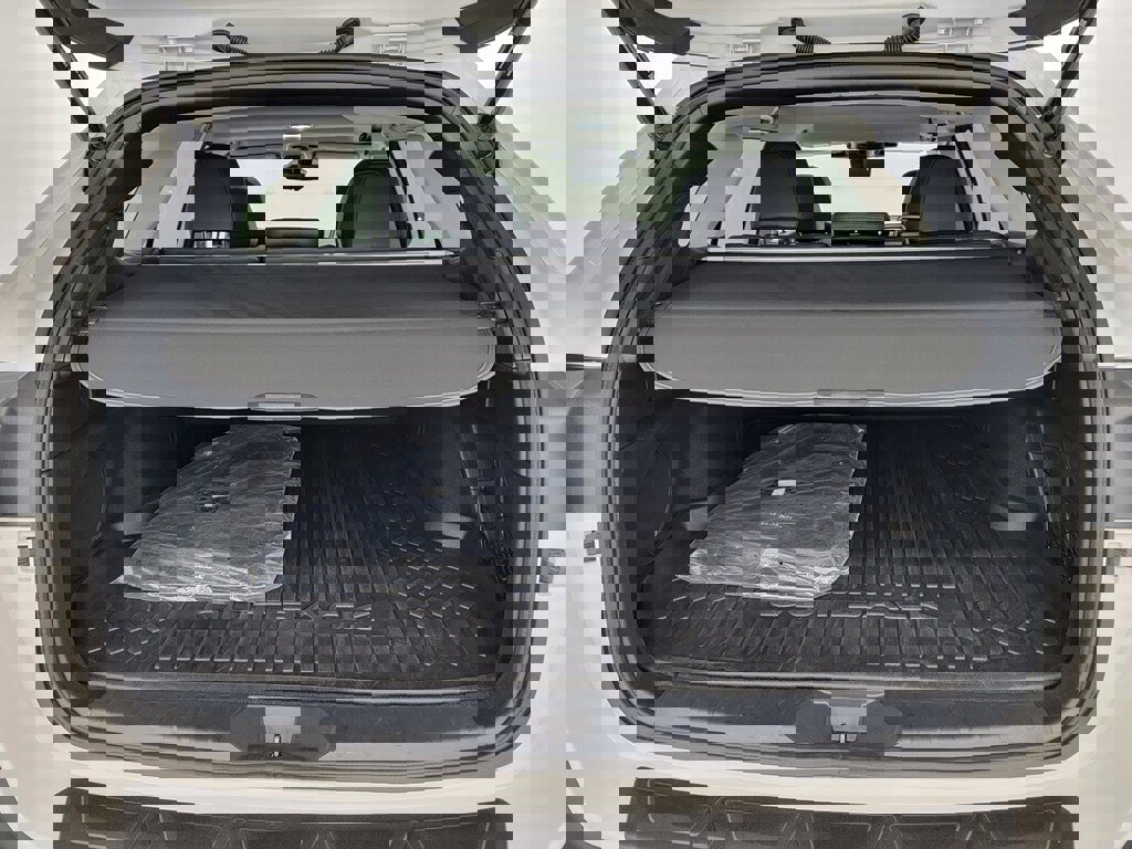 Used 2025 Subaru Outback Touring w/ Tech Package 3 image 31