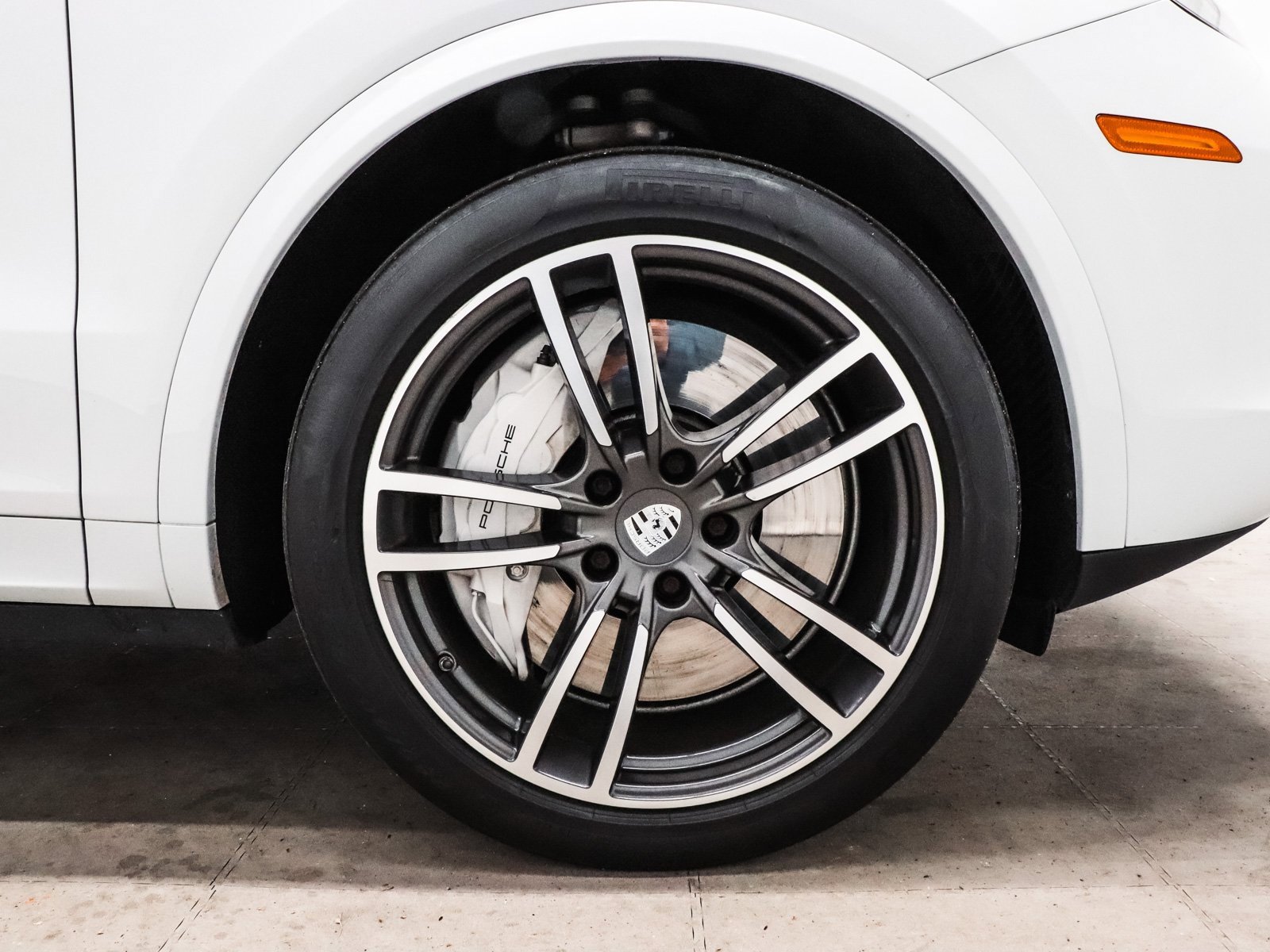 Used 2020 Porsche Cayenne Turbo image 11