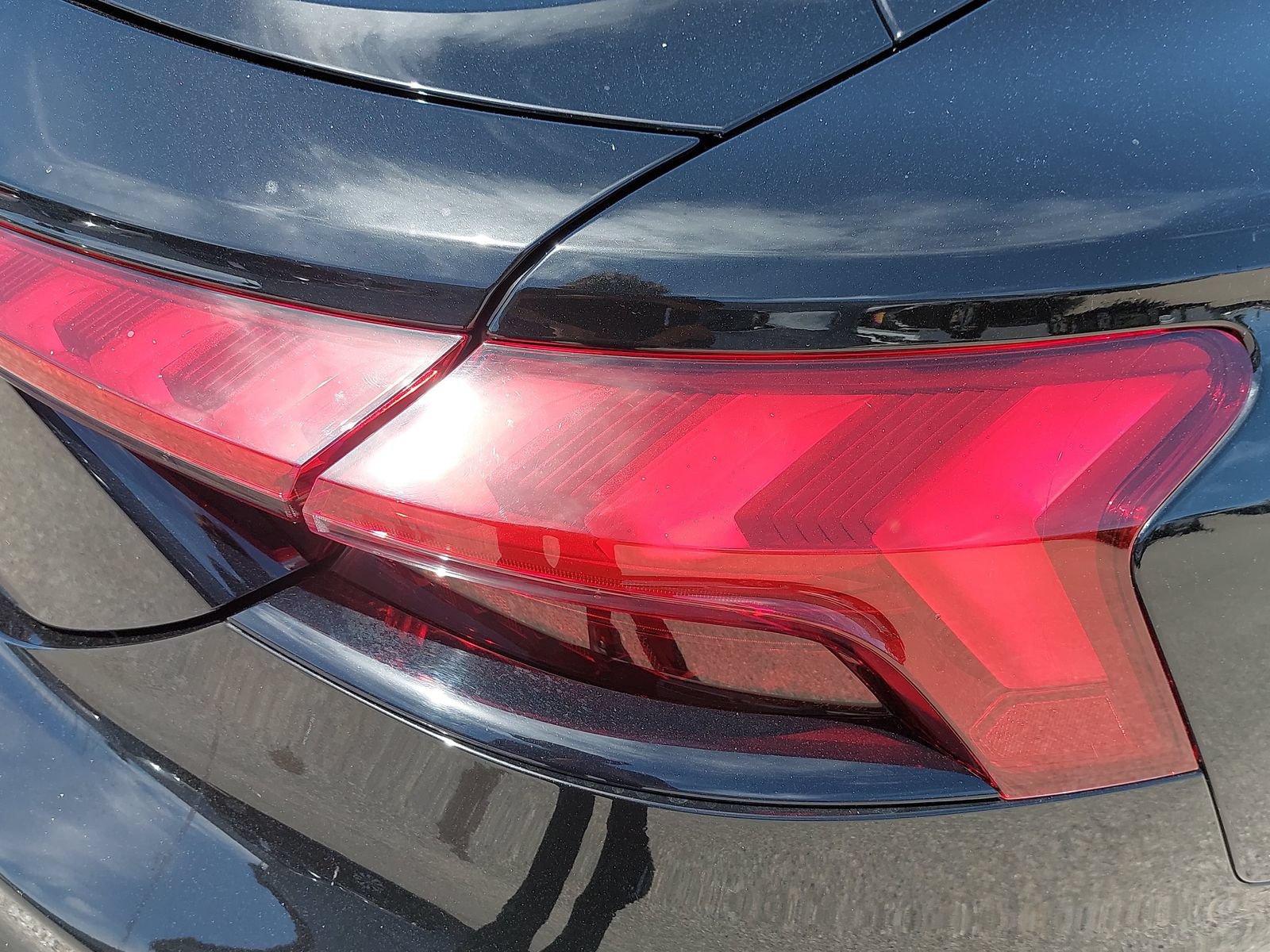 Used 2024 Audi e-tron GT Premium Plus w/ Executive Package AWD/4WD image 39