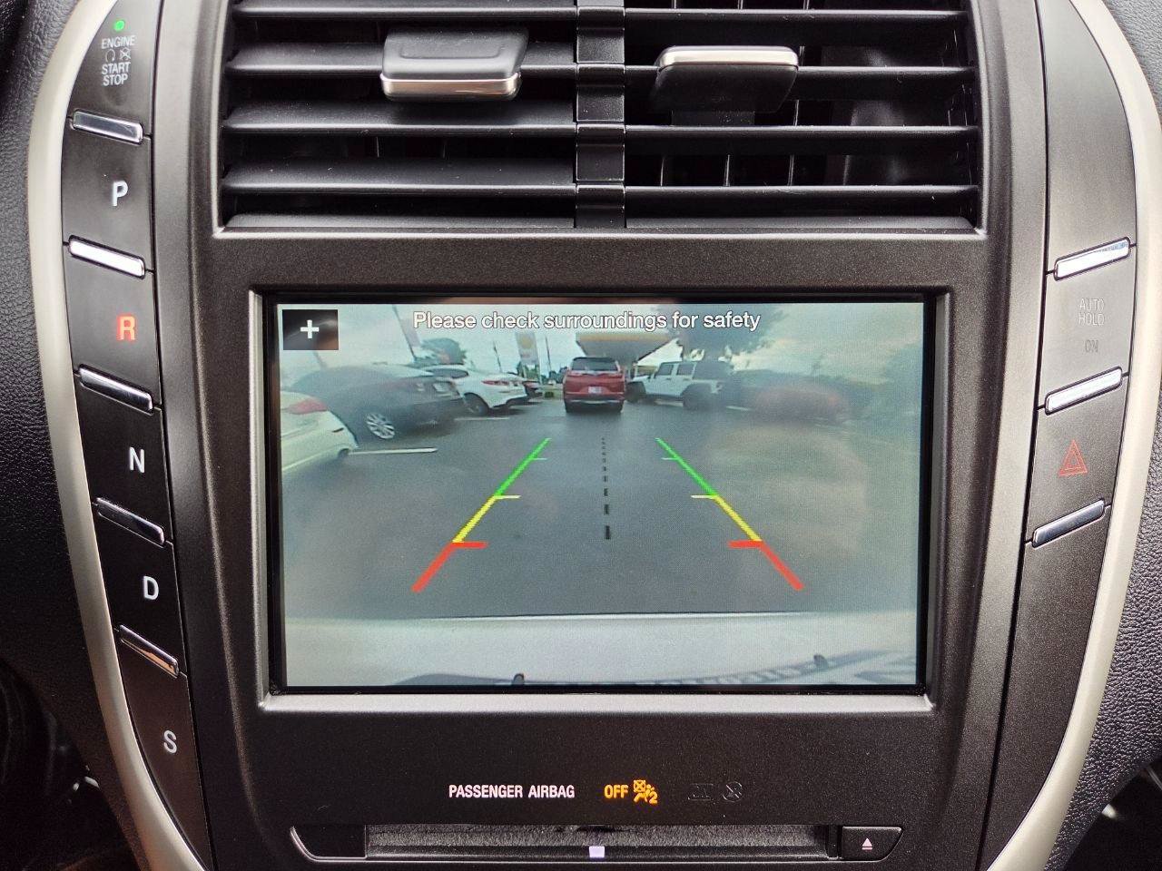 Used 2018 Lincoln MKC Select w/ Select Plus Package AWD/4WD image 28