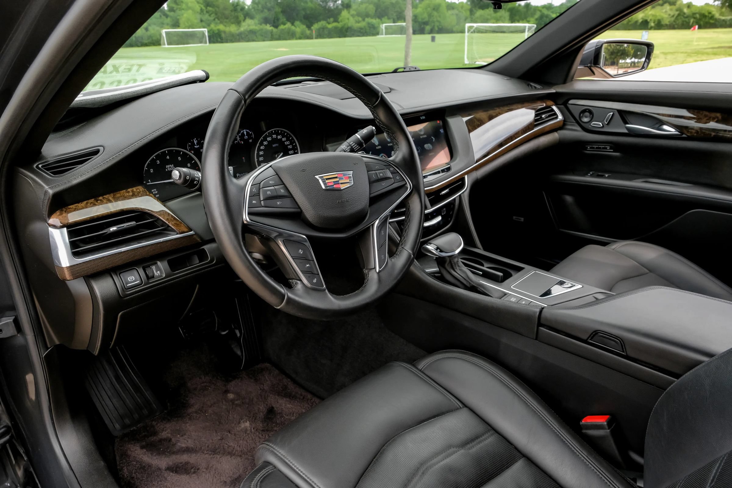 Used 2017 Cadillac CT6 Luxury AWD/4WD image 3