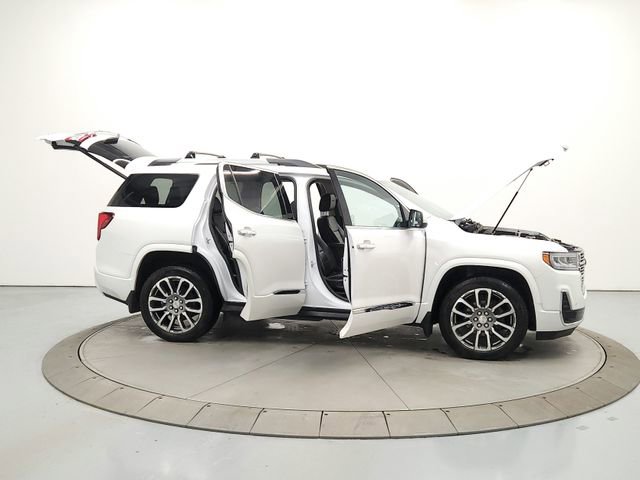 Used 2023 GMC Acadia Denali w/ Denali Ultimate Package AWD/4WD image 16