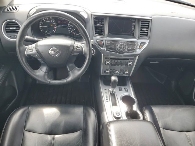 Used 2020 Nissan Pathfinder SL AWD/4WD image 14