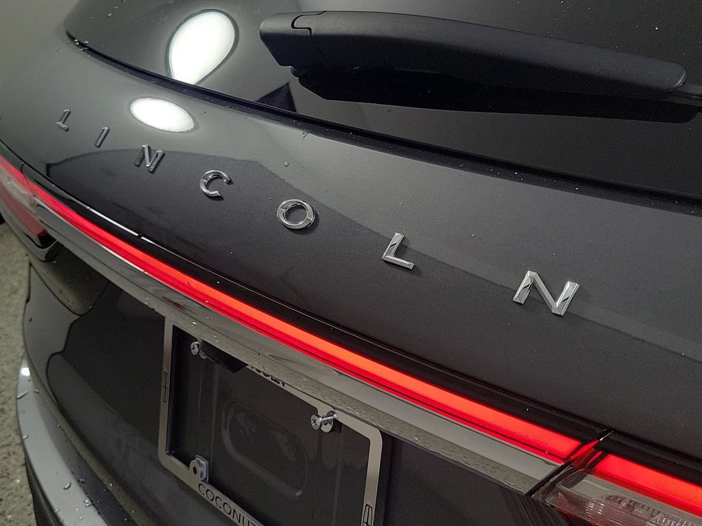 Certified 2023 Lincoln Corsair Reserve FWD image 5