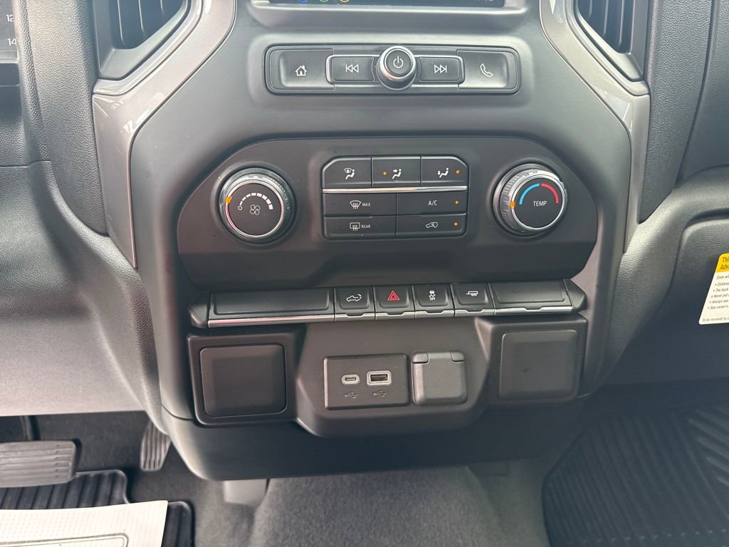 Used 2021 Chevrolet Silverado 1500 Custom image 23