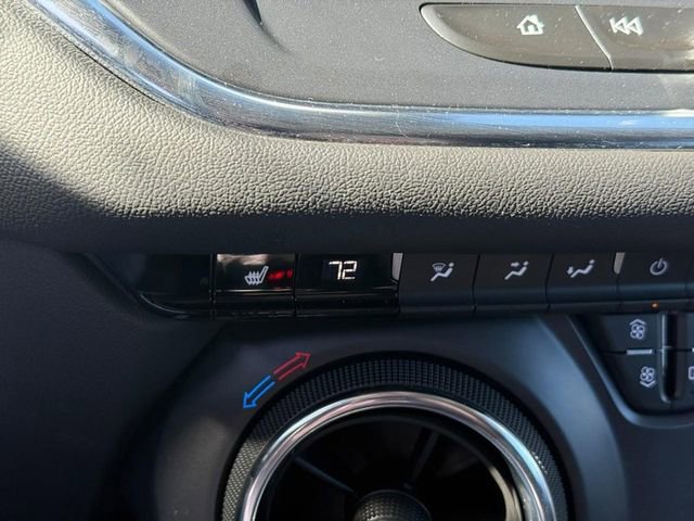 Used 2025 Chevrolet Blazer LT AWD/4WD image 24
