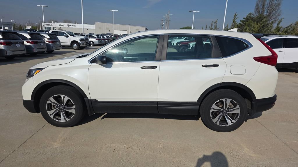 Used 2018 Honda CR-V LX image 2