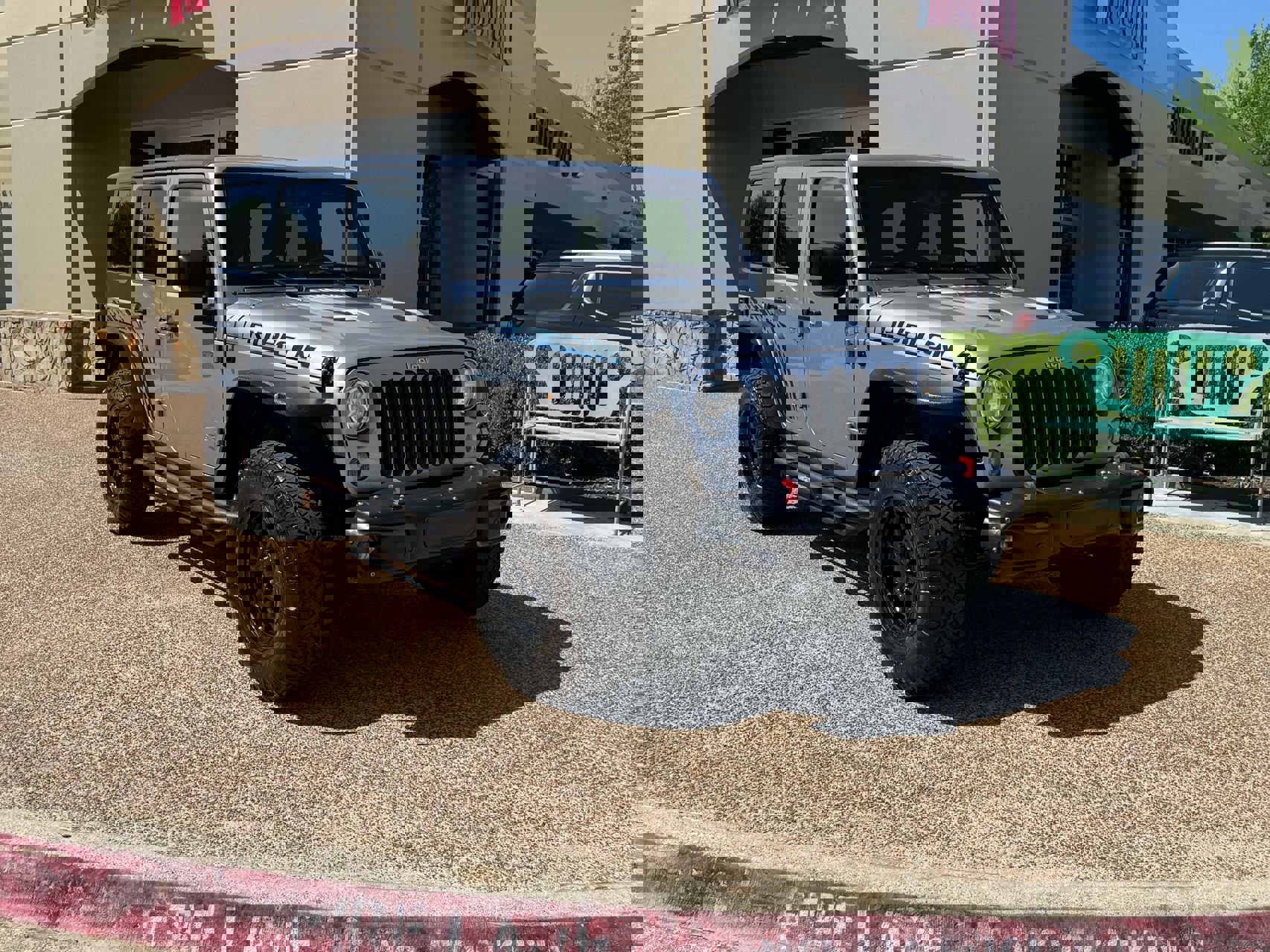 Used 2016 Jeep Wrangler Unlimited Rubicon w/ Connectivity Group image 1