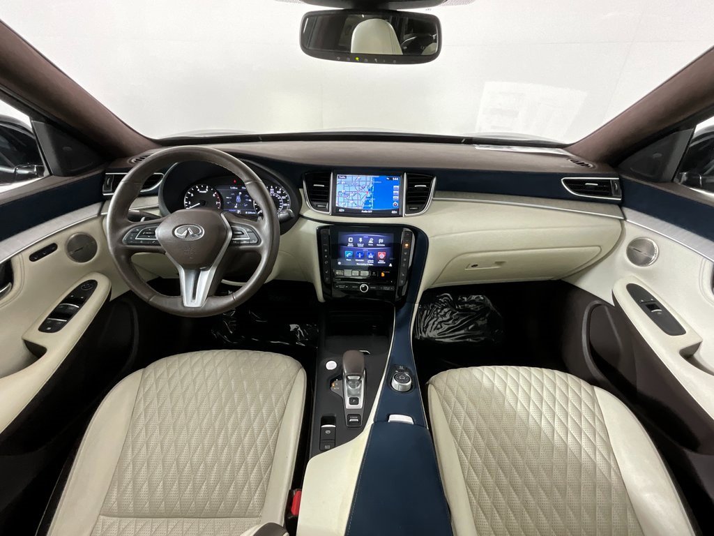 Used 2019 INFINITI QX50 Essential w/ Sensory Package image 10