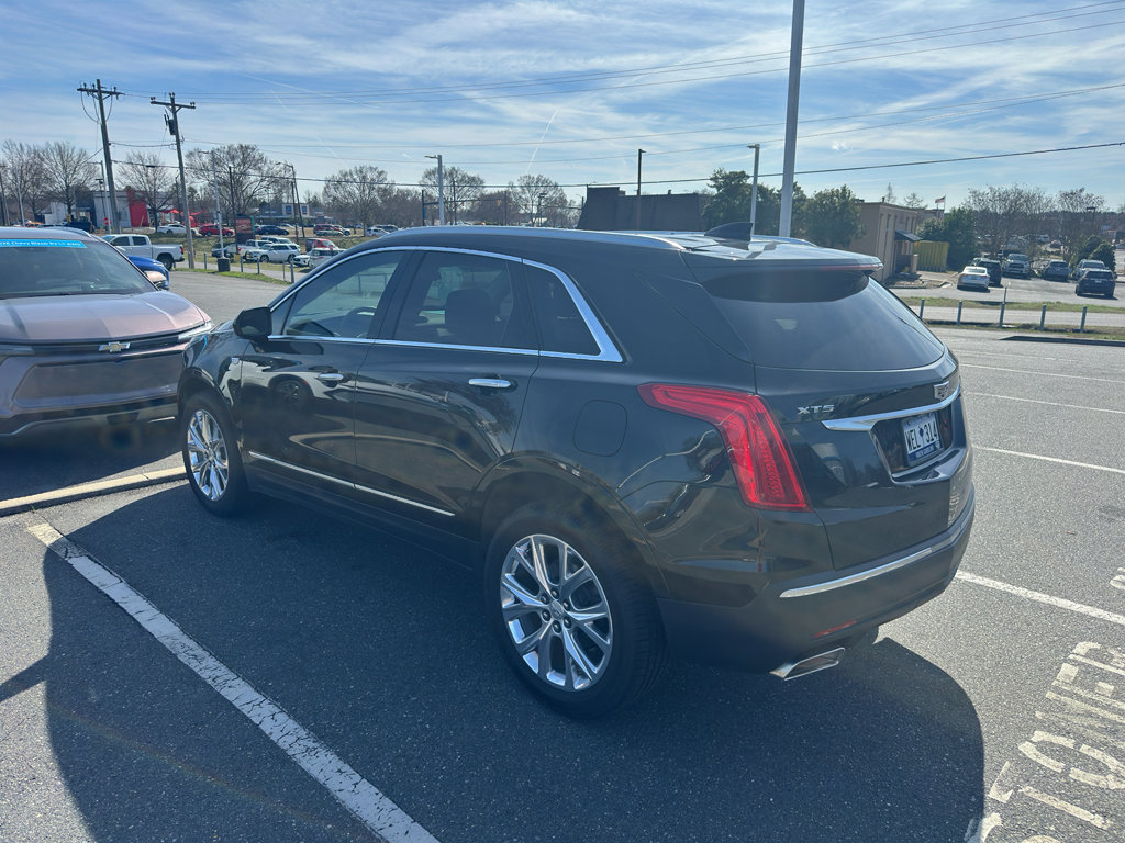 Used 2019 Cadillac XT5 Luxury w/ LPO, Radiant Package image 4