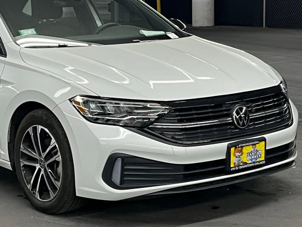 Used 2024 Volkswagen Jetta Sport image 35