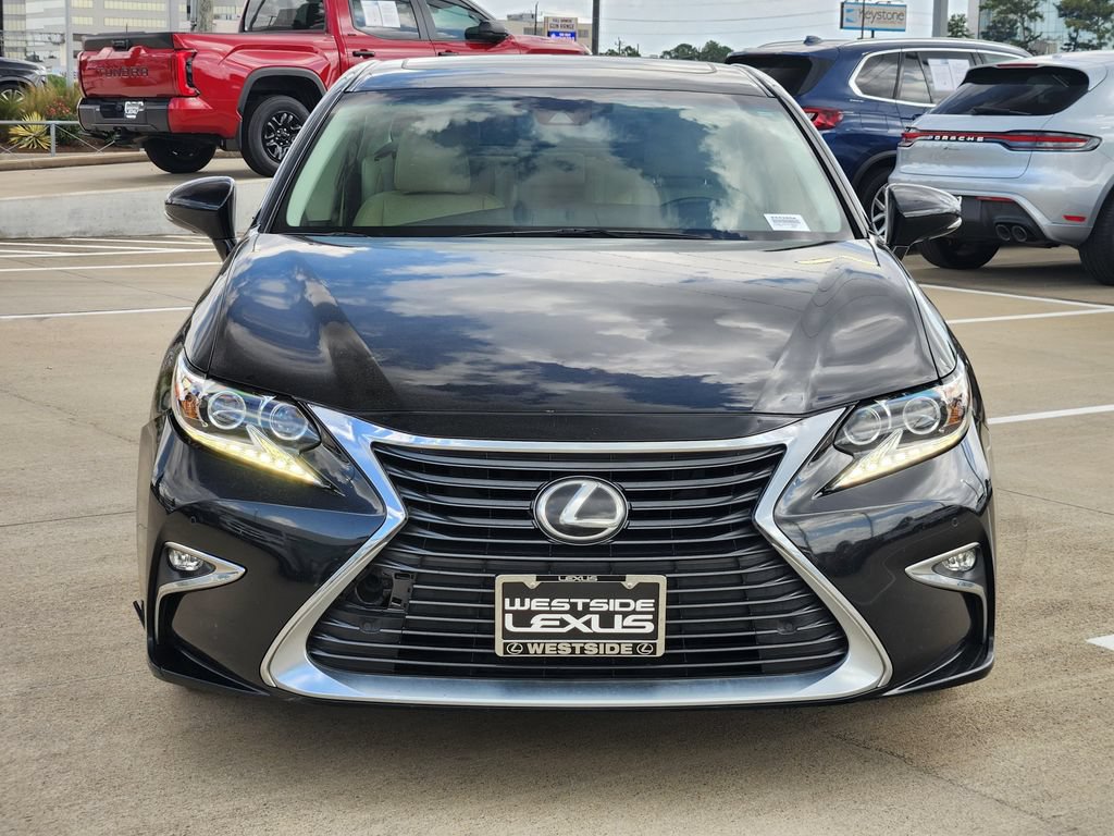 Used 2016 Lexus ES 350 w/ Luxury Package w/Wood Trim FWD image 2