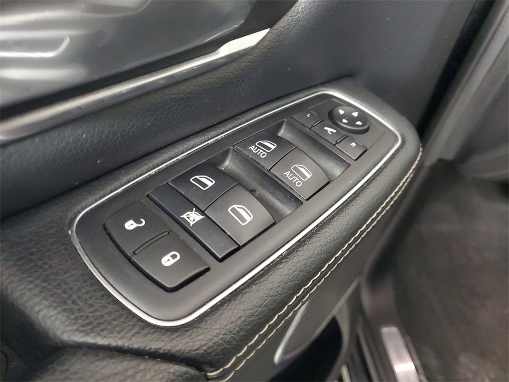 Used 2020 RAM 1500 Laramie image 15