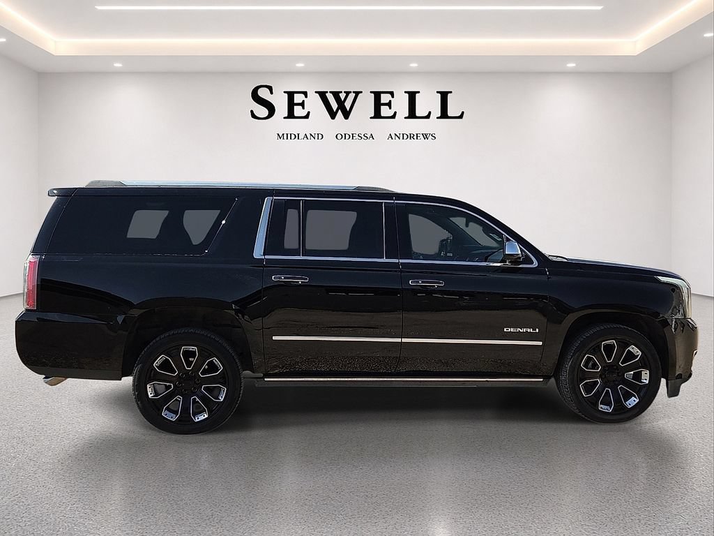 Used 2018 GMC Yukon XL Denali w/ Denali Ultimate Package AWD/4WD image 5