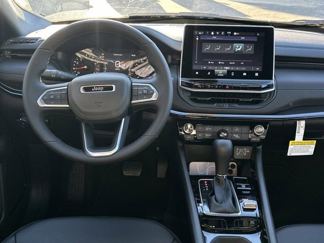New 2026 Jeep Compass Latitude image 25
