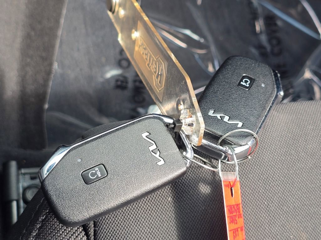 Used 2023 Kia K5 LXS image 25