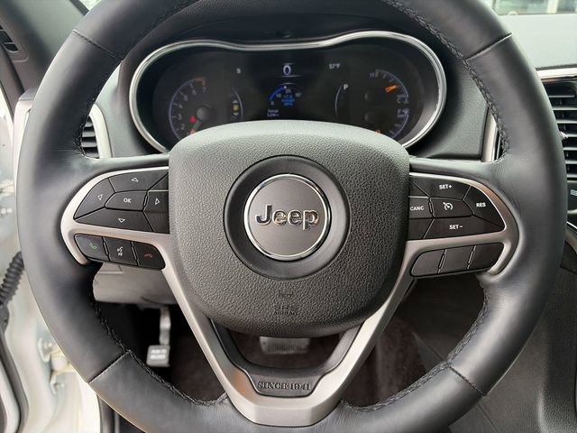 Used 2018 Jeep Grand Cherokee Altitude RWD image 21