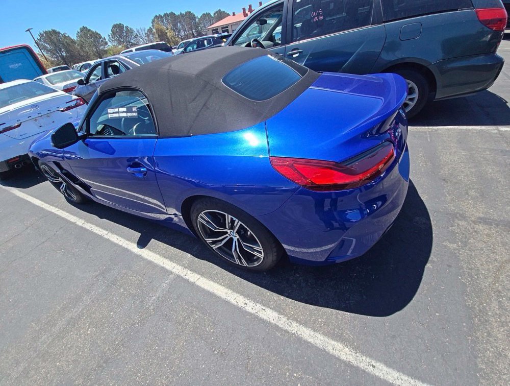 Used 2026 BMW Z4 sDrive30i RWD image 2