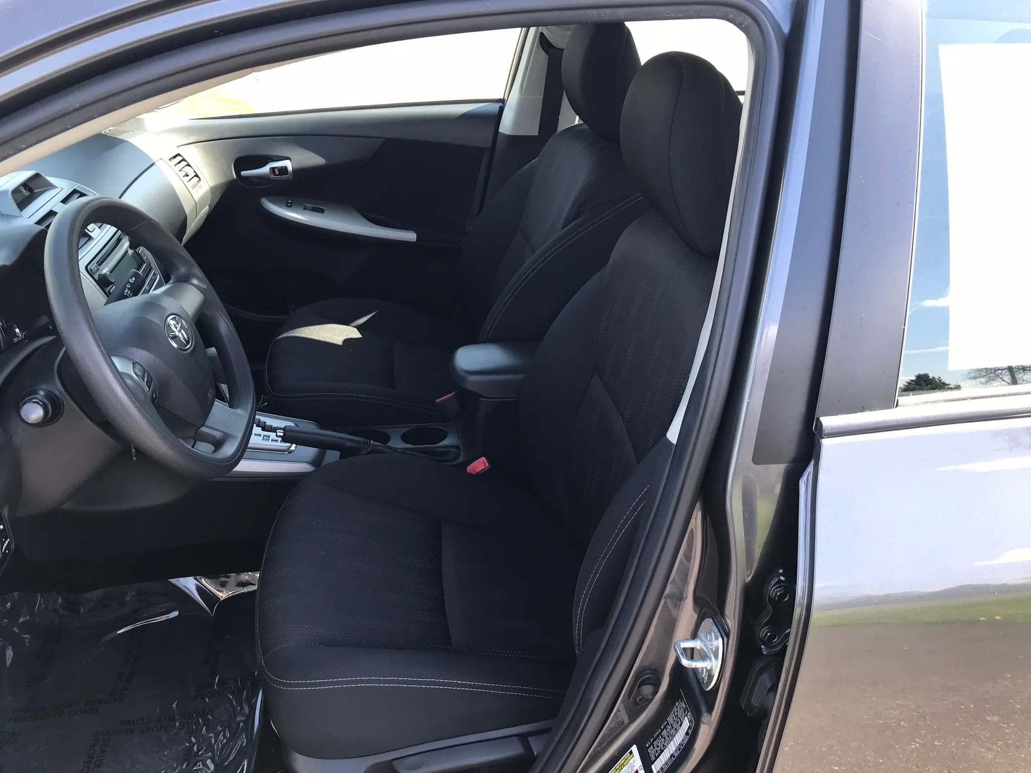 Used 2012 Toyota Corolla S image 14