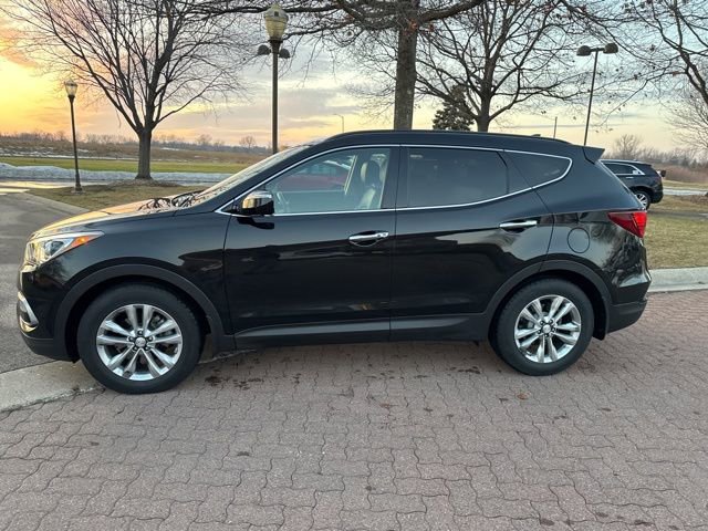 Used 2018 Hyundai Santa Fe Sport 2.0T AWD/4WD image 4