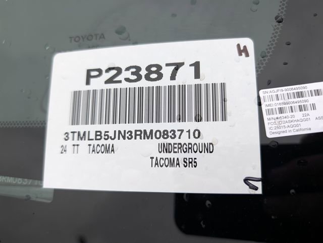 Used 2024 Toyota Tacoma SR5 AWD/4WD image 34