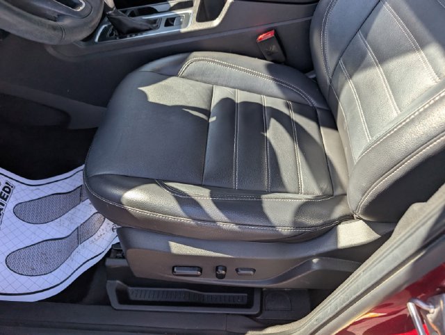 Used 2019 Ford Escape Titanium AWD/4WD image 19
