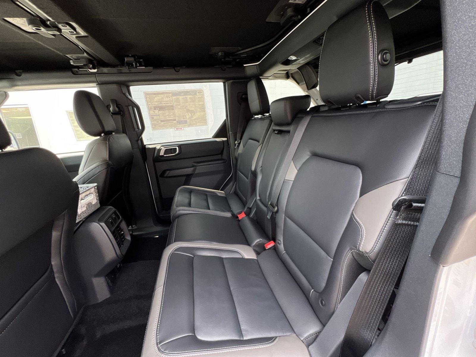 New 2026 Ford Bronco Outer Banks AWD/4WD image 24