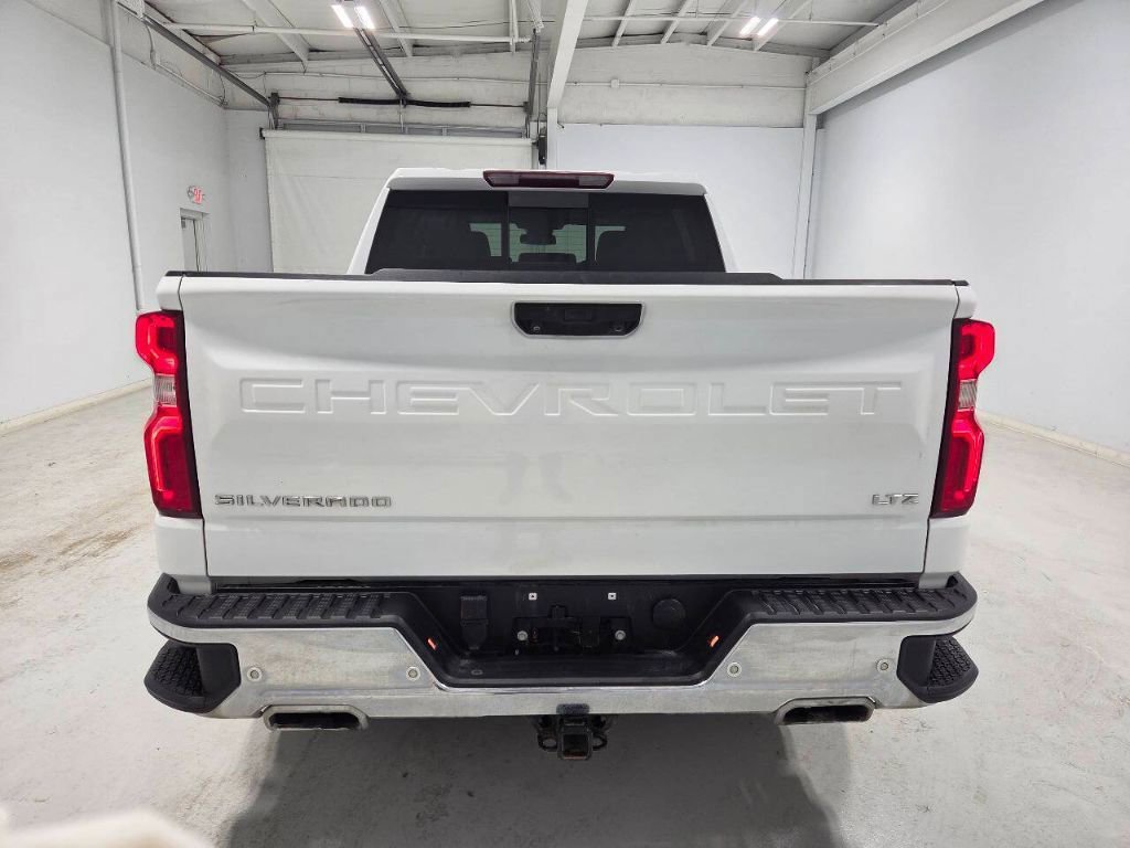 Used 2023 Chevrolet Silverado 1500 LTZ w/ LTZ Convenience Package II AWD/4WD image 5