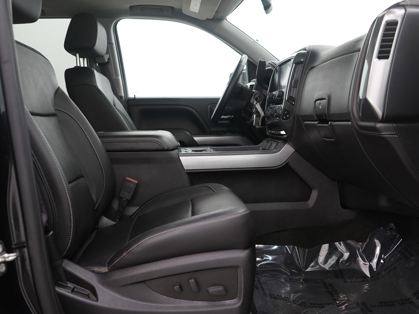 Used 2016 Chevrolet Silverado 1500 LTZ Z71 w/ LTZ Plus Package image 10