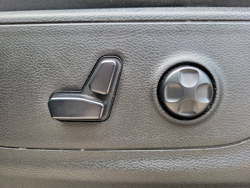 Used 2019 RAM 1500 Big Horn AWD/4WD image 19