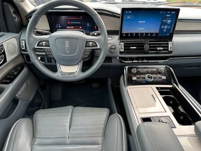 Used 2023 Lincoln Navigator L Black Label AWD/4WD image 21