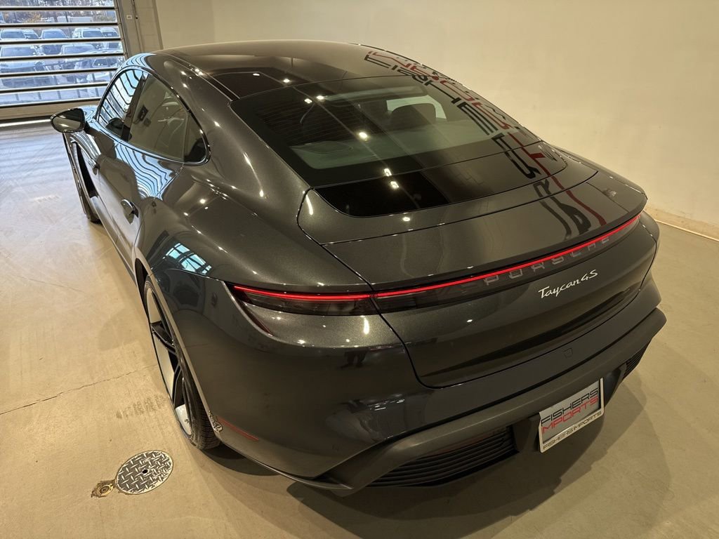 Used 2024 Porsche Taycan 4S w/ Premium Package image 11
