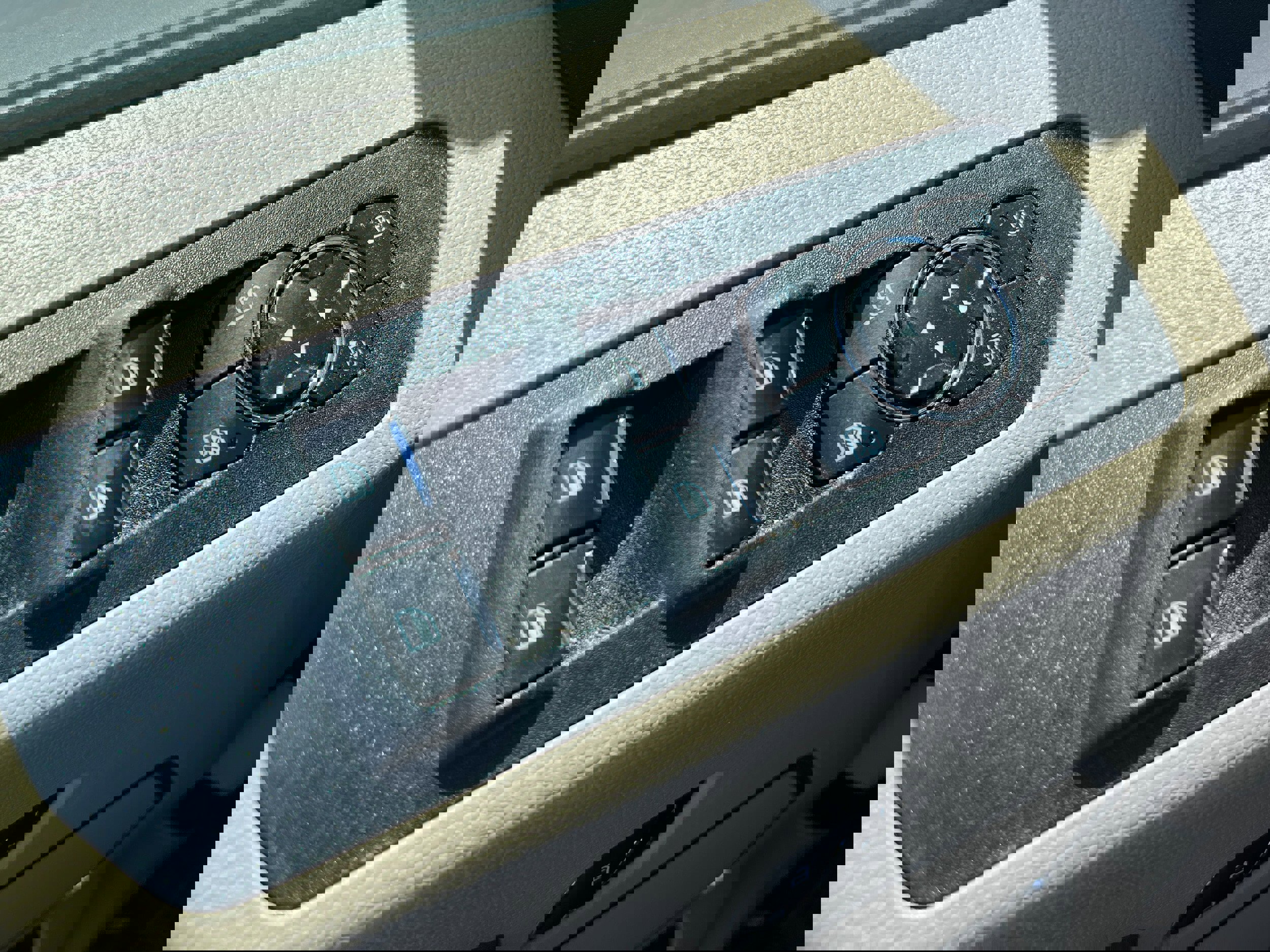 Certified 2019 Ford F150 Lariat w/ Equipment Group 502A Luxury image 21