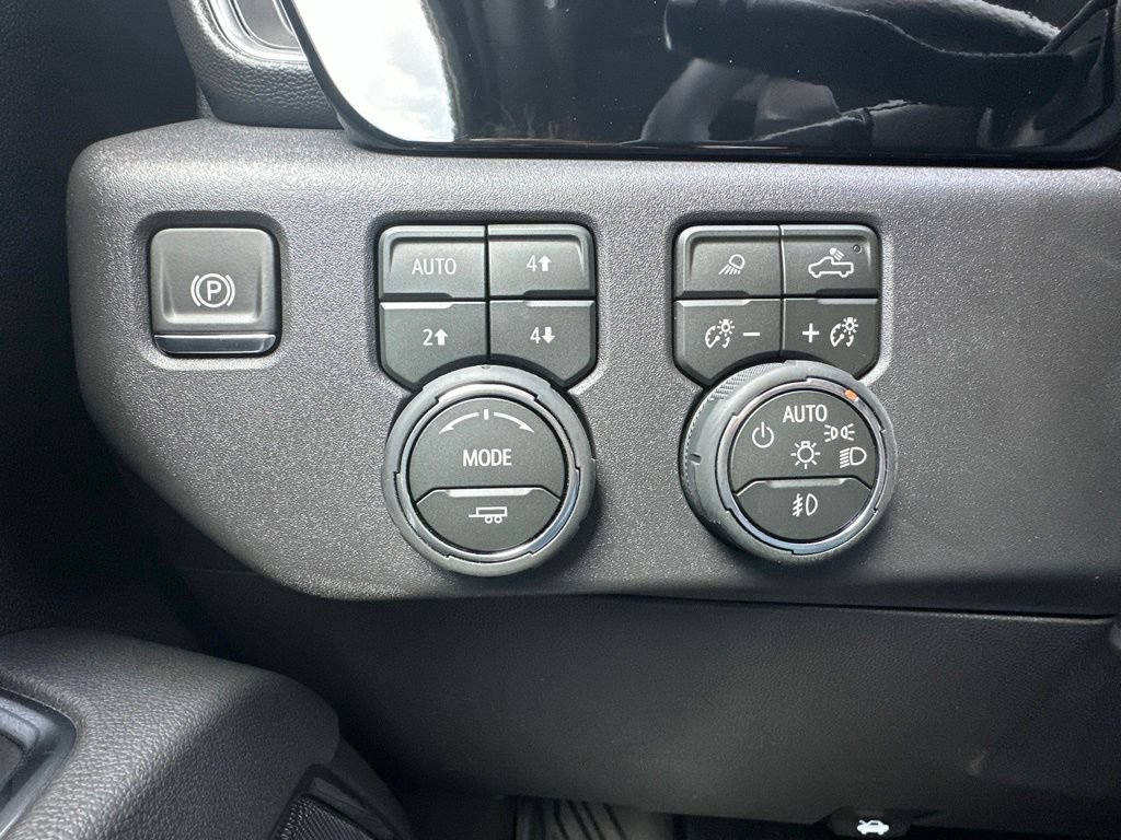 New 2026 Chevrolet Silverado 1500 LT Trail Boss w/ LT Trail Boss Premium Package AWD/4WD image 18