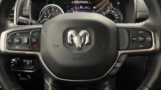 Used 2023 RAM 1500 Laramie AWD/4WD image 15