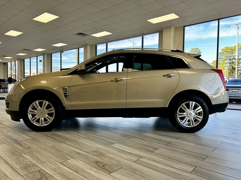 Used 2011 Cadillac SRX Luxury image 4