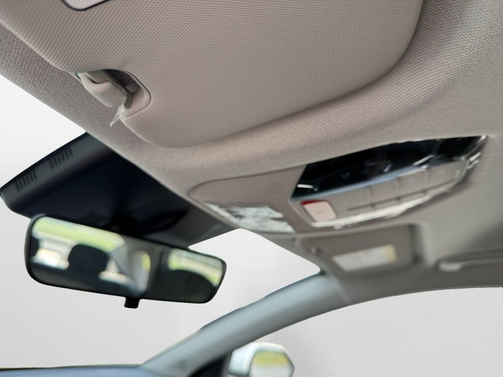 New 2025 Kia K4 LXS image 27