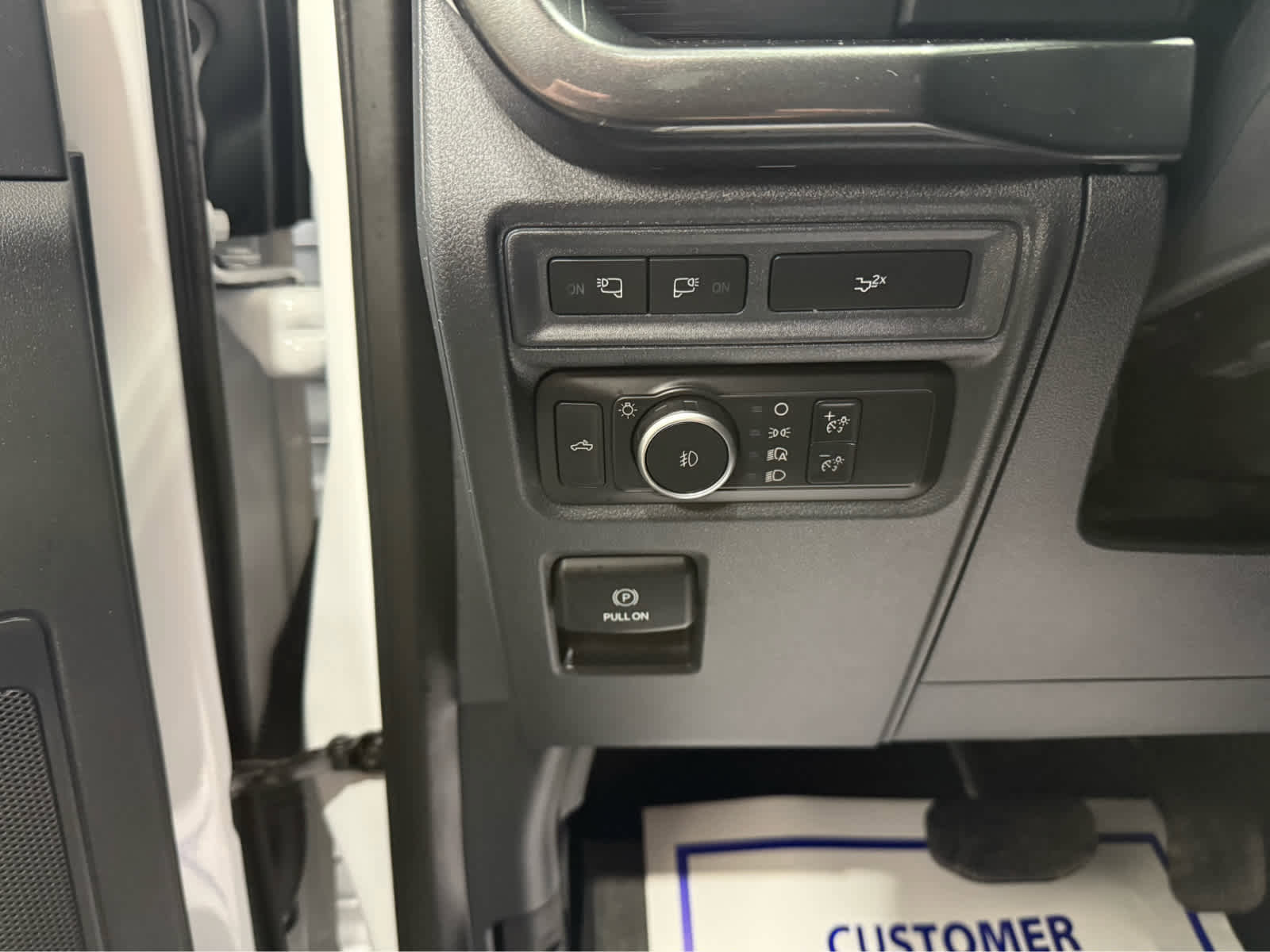 Used 2022 Ford F150 XLT w/ Equipment Group 302A High image 11