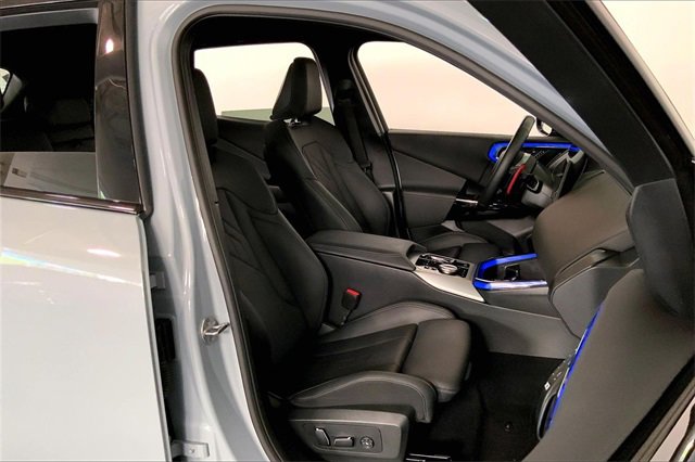 Used 2025 BMW X3 M50 w/ Premium Package image 7