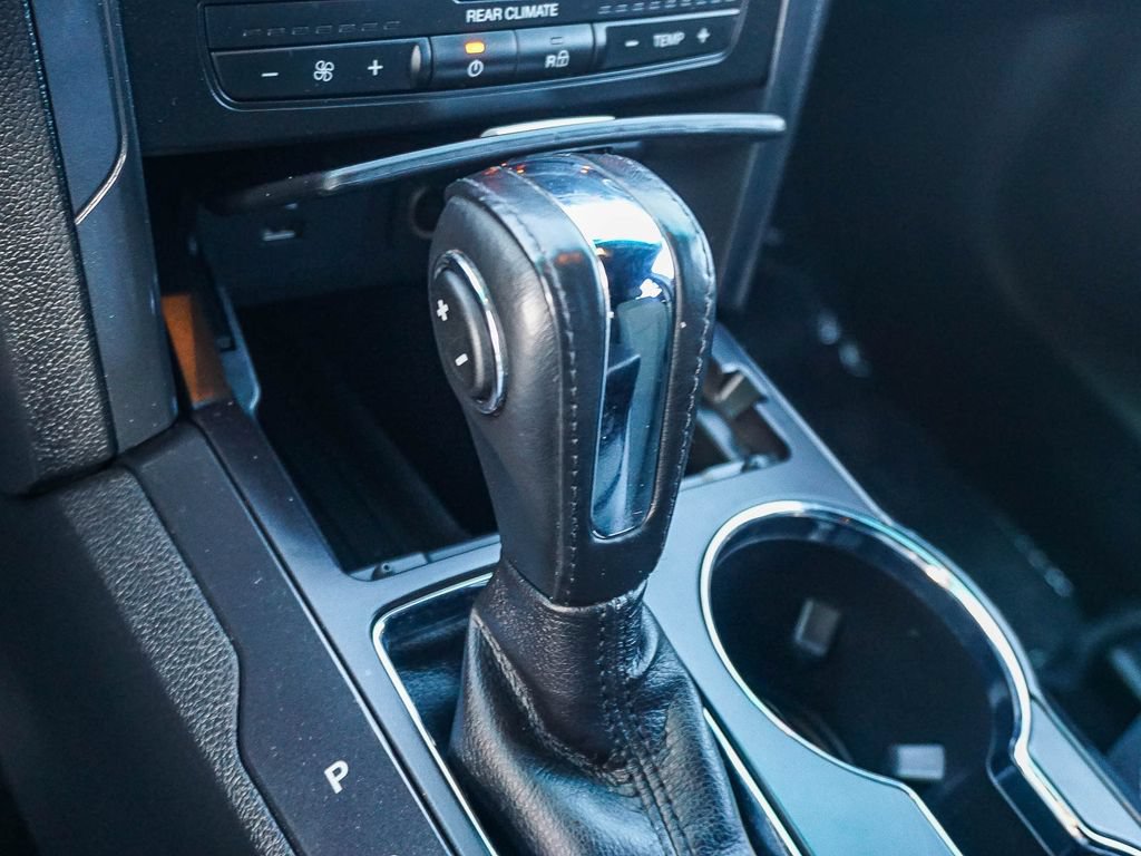 Used 2018 Ford Explorer XLT FWD image 23