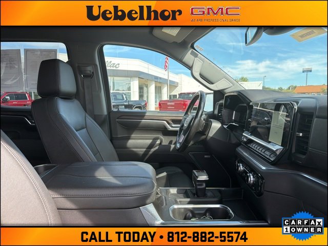 Used 2023 GMC Sierra 1500 SLT w/ SLT Convenience Package image 2