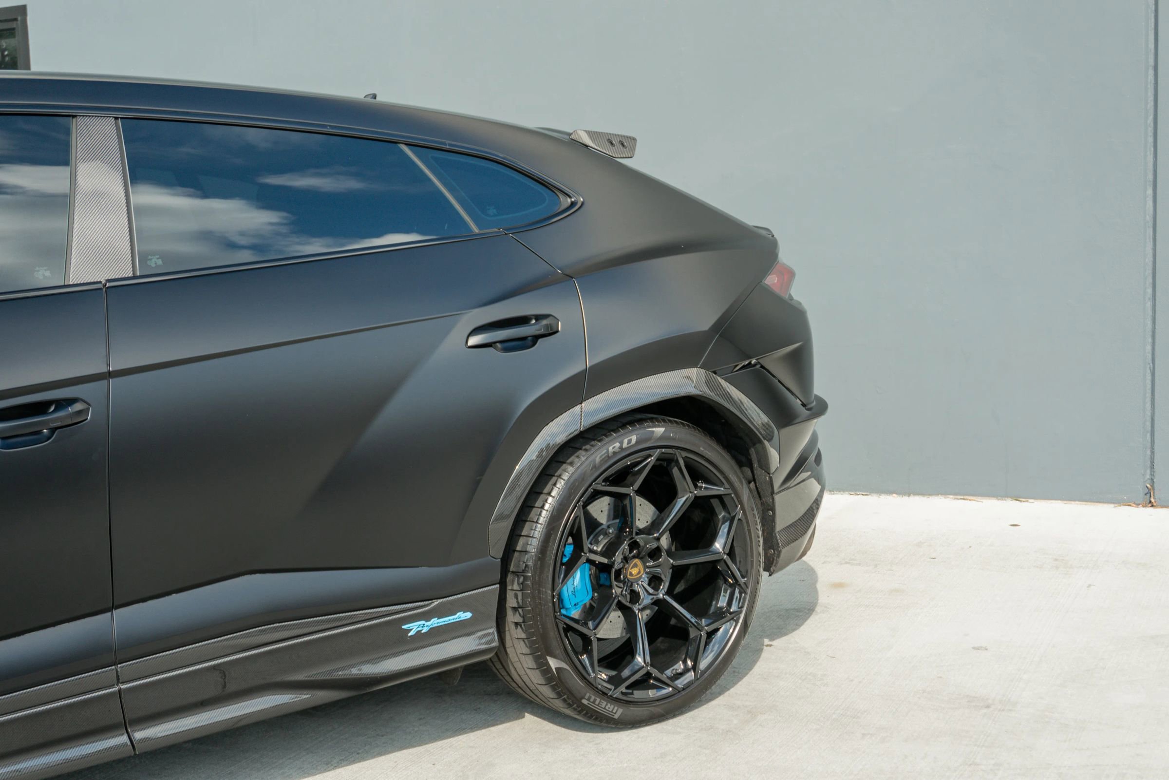 Used 2024 Lamborghini Urus Performante image 27