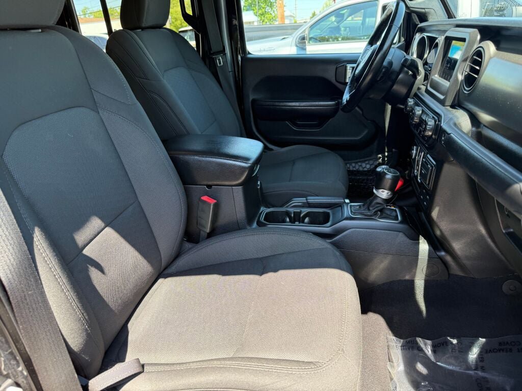 Used 2020 Jeep Gladiator Sport w/ Quick Order Package 24S AWD/4WD image 27