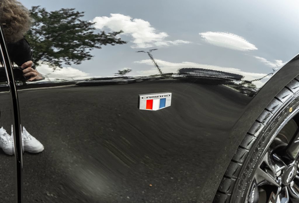 Used 2022 Chevrolet Camaro SS RWD image 4