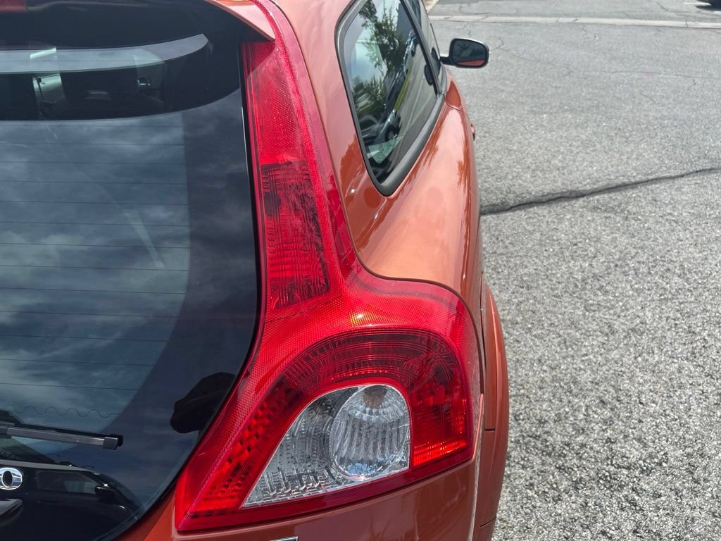 Used 2011 Volvo C30 T5 R-Design FWD image 31