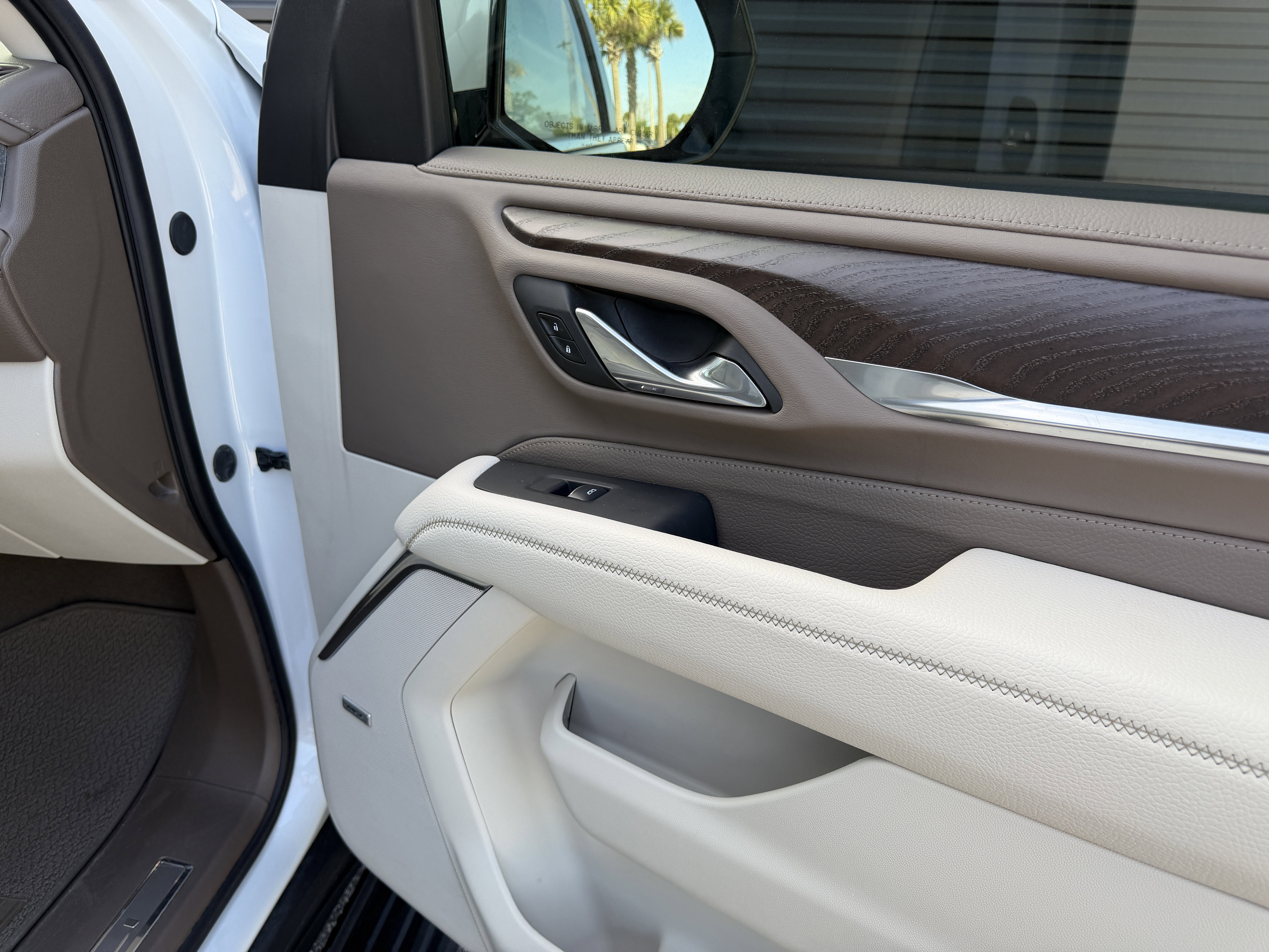 Used 2024 GMC Yukon Denali image 15